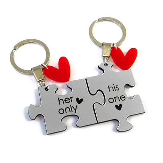 Personalized Puzzle Keychain Set – Anniversary Gift for Couples