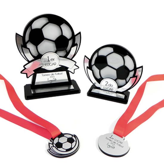 Personalized Awards, Custom Award, Corporate gifts, Corporate awards, Personalized Award, Custom Trophy, Engraved awards, acrylic award