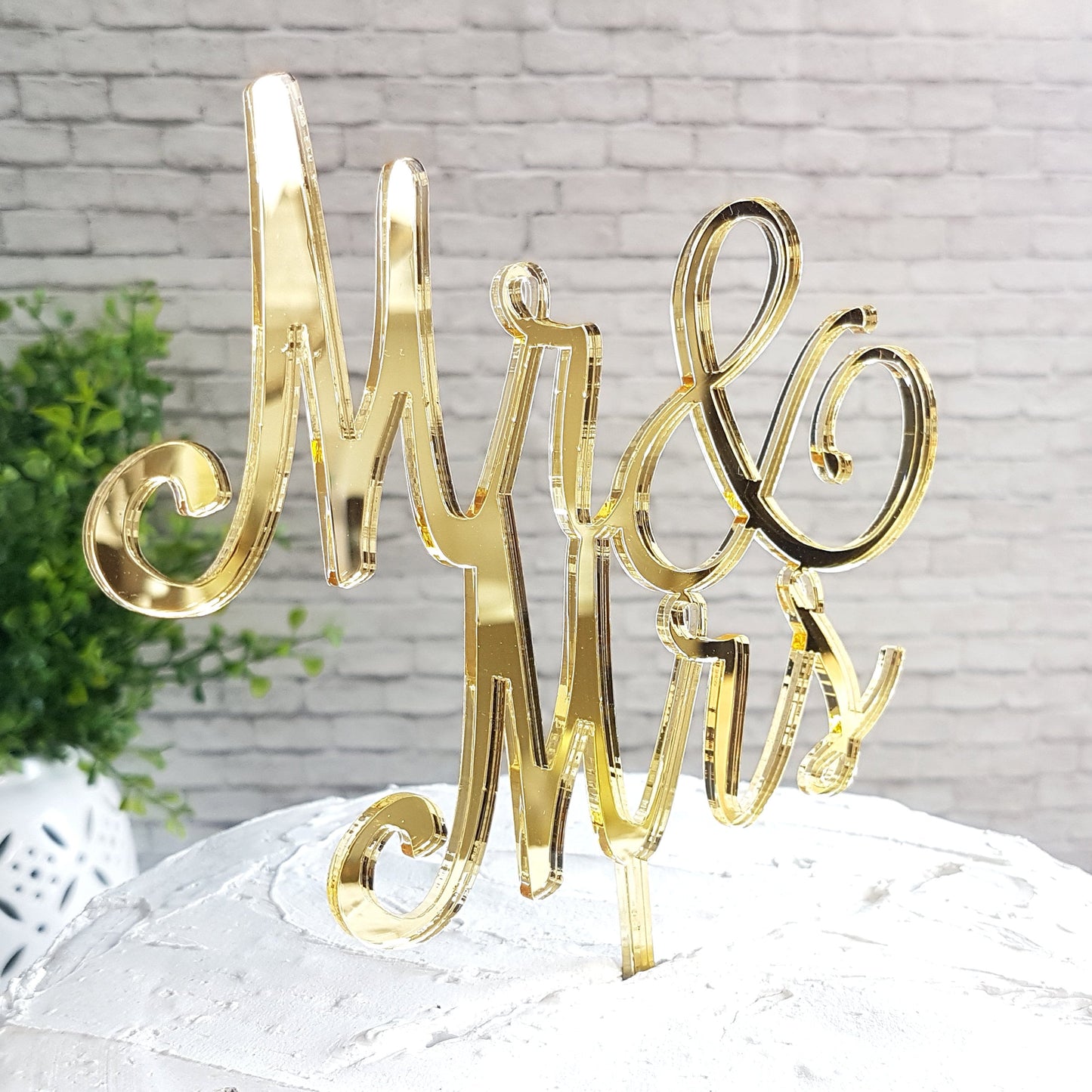 Mr & Mrs Cake Topper, Acrylic Wedding Cake Decoration