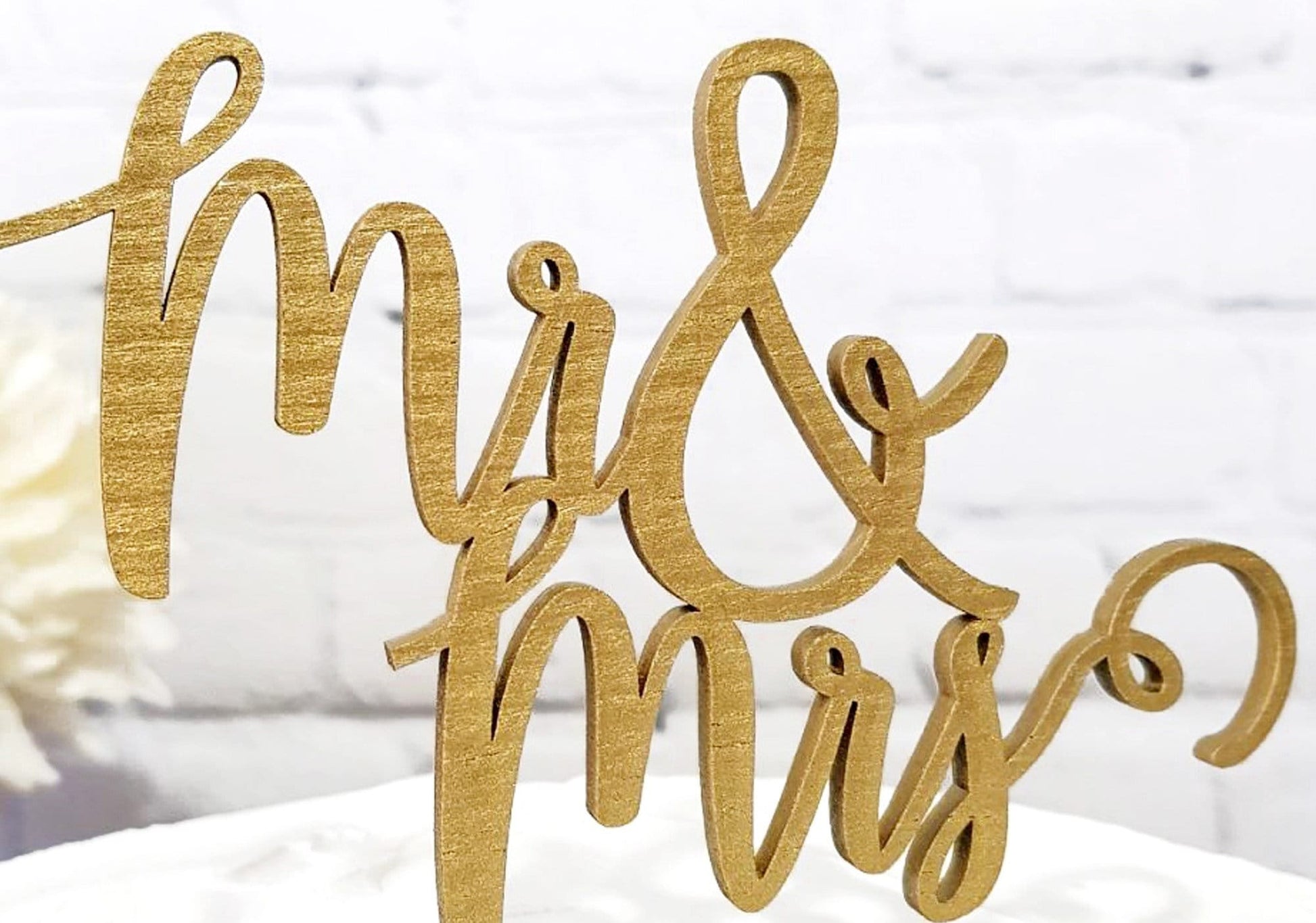 Mr & Mrs Wedding Cake Topper, Calligraphy Script