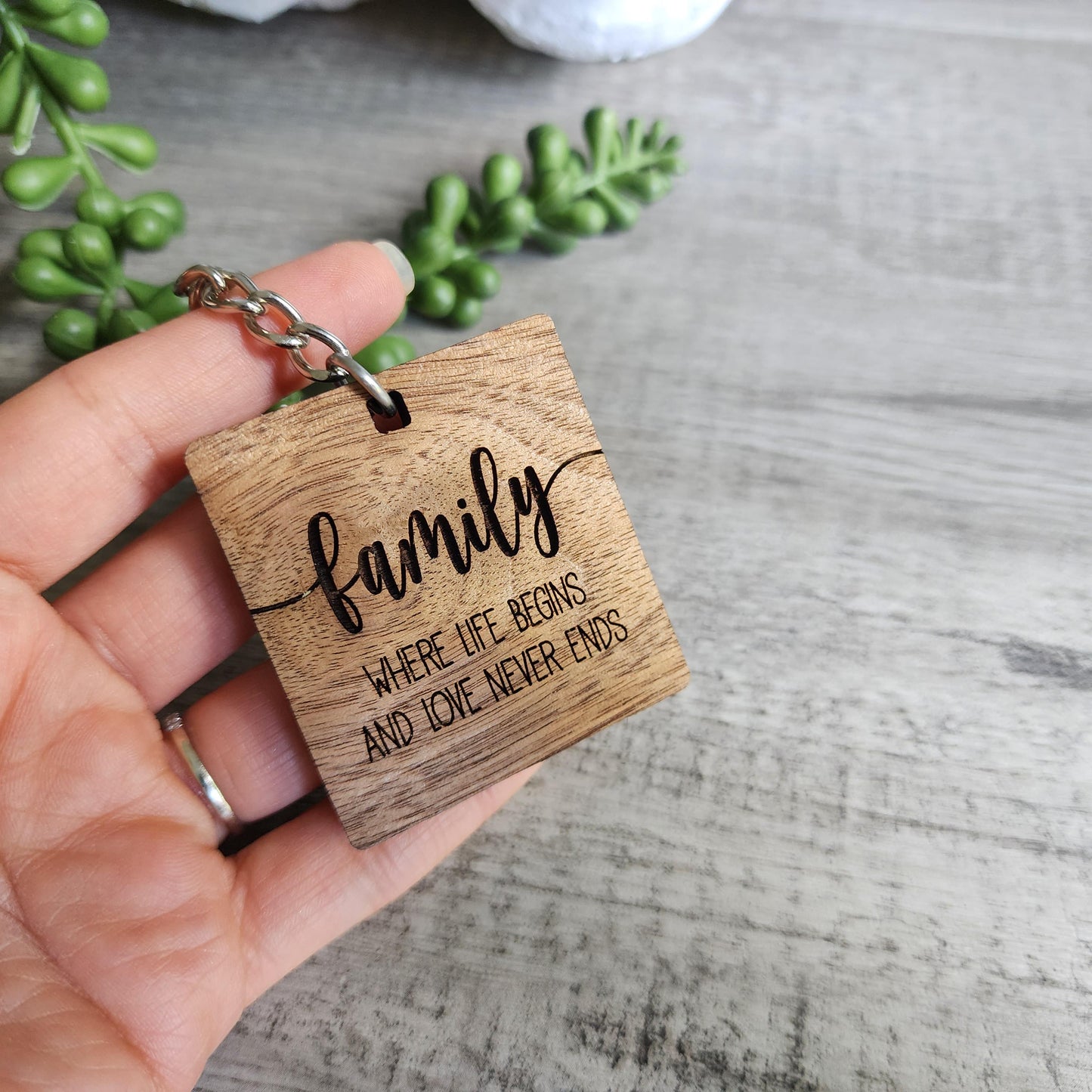Photo Keychain, Anniversary Keychain, Anniversary gift, Boyfriend Gift, Custom Gift, Gift for Him, Personalized Keychain, Family Keychain